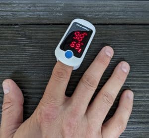 Portable pulse oximeter on finger